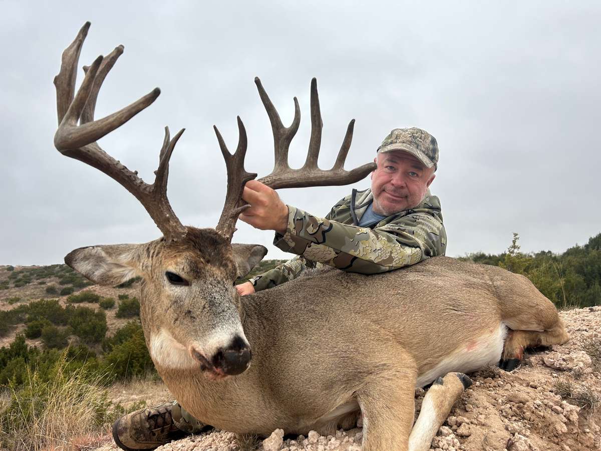 Two Types of Texas Hunting Trophy Whitetail Buck